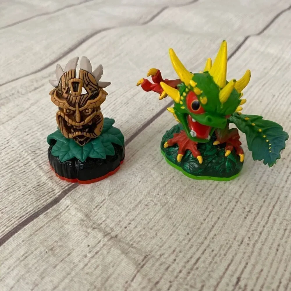 Skylanders life action figure dolls lot of 7 assorted sizes